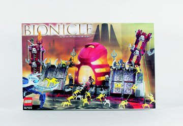 lego-bionicle-entscheidungum-metru-nui[1].jpg